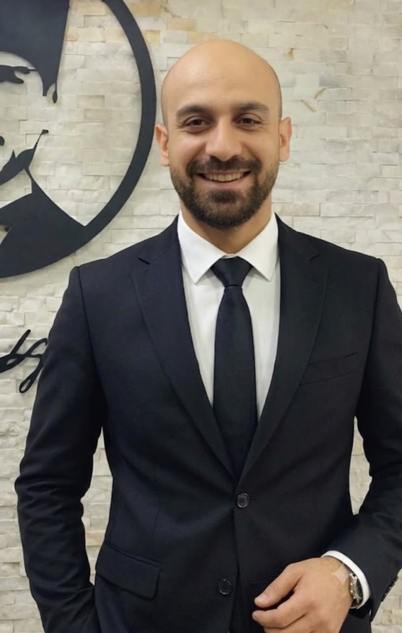 Fahri Özuluğ — Coğrafya Öğretmeni