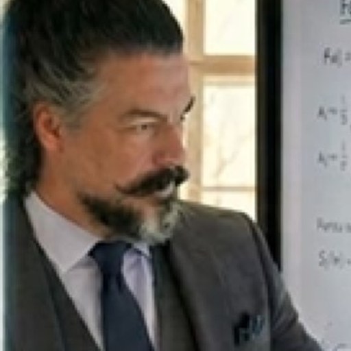 Kadir Yolcu — Matematik Öğretmeni